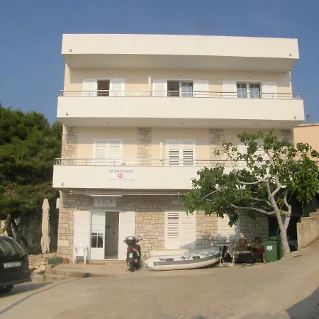 Brico Apartment *